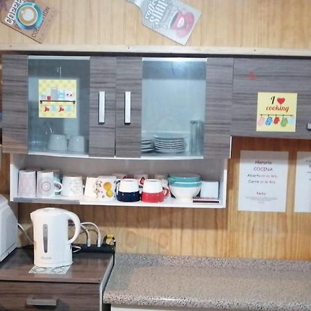 "Mi Hostal Tu Casa" Hostal Familiar Solo Empresas, Turistas Y Viajeros Espacio Para Bicicletas Y Motos Puerto Montt Eksteriør bilde