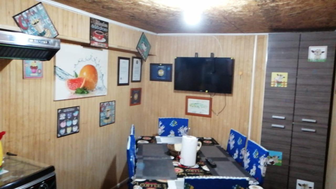 "Mi Hostal Tu Casa" Hostal Familiar Solo Empresas, Turistas Y Viajeros Espacio Para Bicicletas Y Motos Puerto Montt Eksteriør bilde