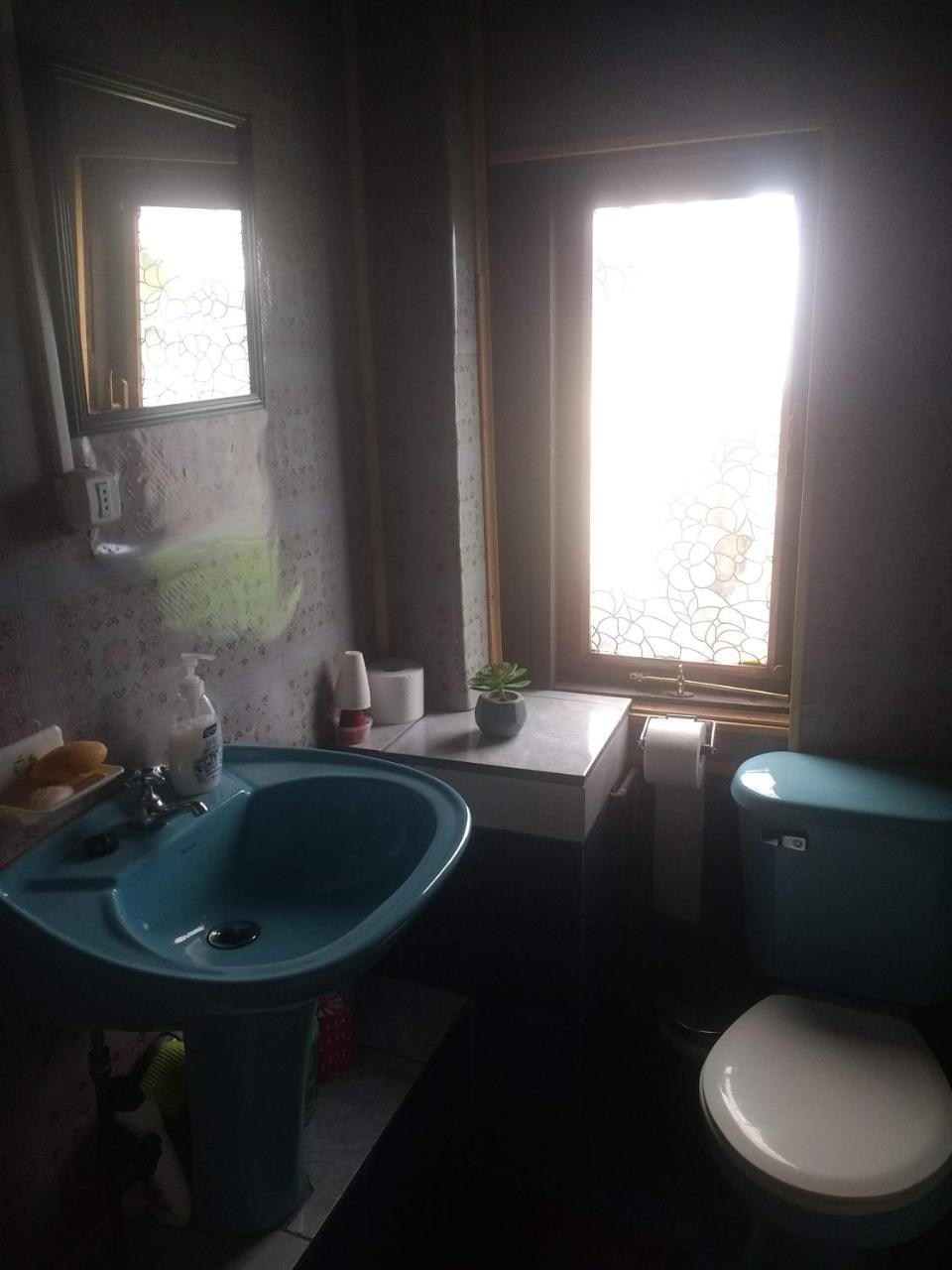 "Mi Hostal Tu Casa" Hostal Familiar Solo Empresas, Turistas Y Viajeros Espacio Para Bicicletas Y Motos Puerto Montt Eksteriør bilde
